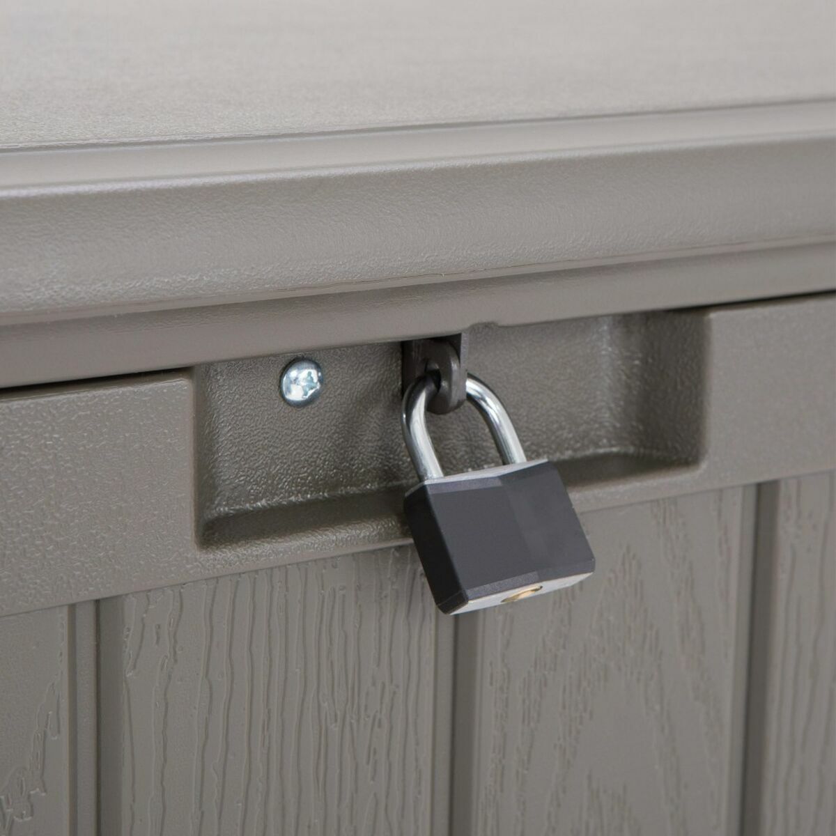 V5HBA40B6326FC285B038F7A5CE92D510A6R3333170P6